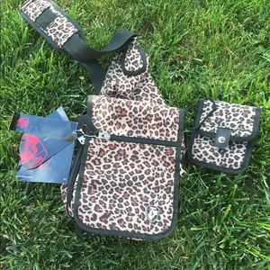 NWT Heys Leopard Print Cross Body Travel Bag